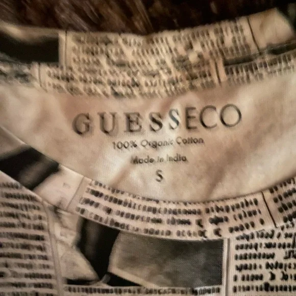 Guess - Picture 2 of 3